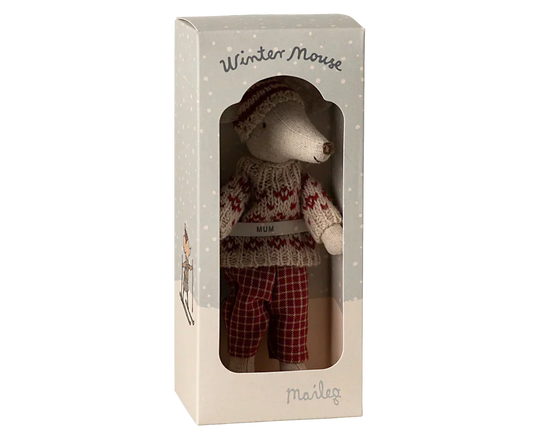 Maileg Winter mouse with ski set, Mum - Red